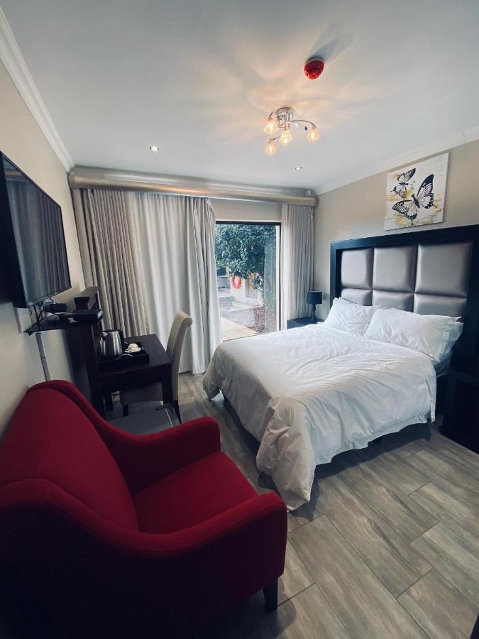 Rnb Guesthouse Roodepoort Εξωτερικό φωτογραφία
